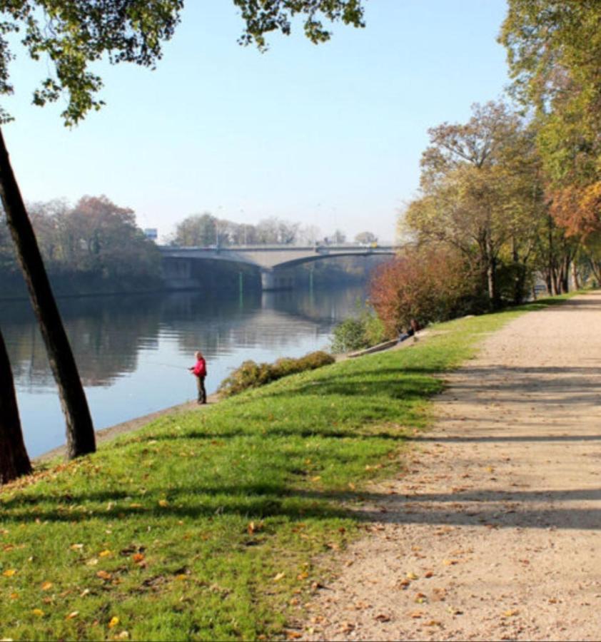 Appartement Au Bord De Seine Épinay-sur-Seine Εξωτερικό φωτογραφία
